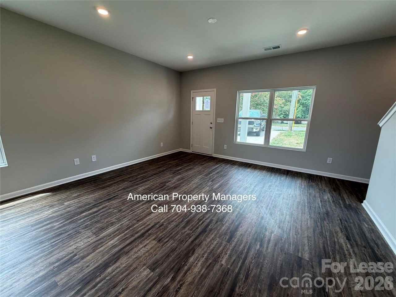 504 N Broad St - Photo 3 of 6