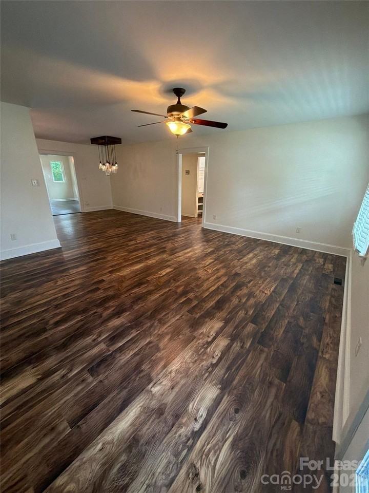 205 W Nims Ave - Photo 3 of 28