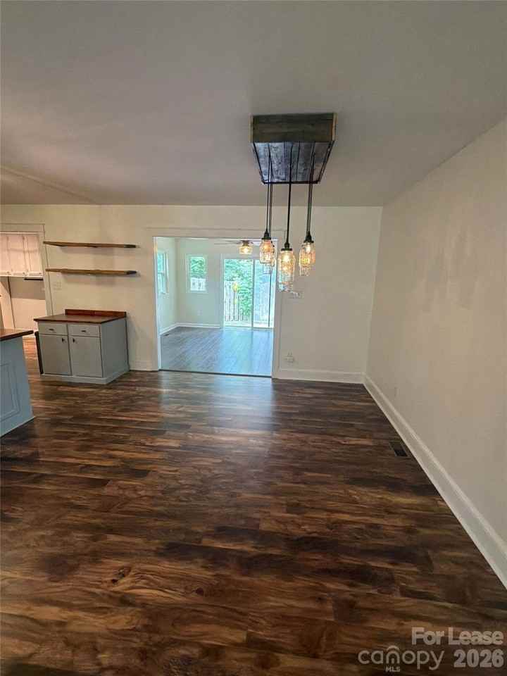 205 W Nims Ave - Photo 5 of 28