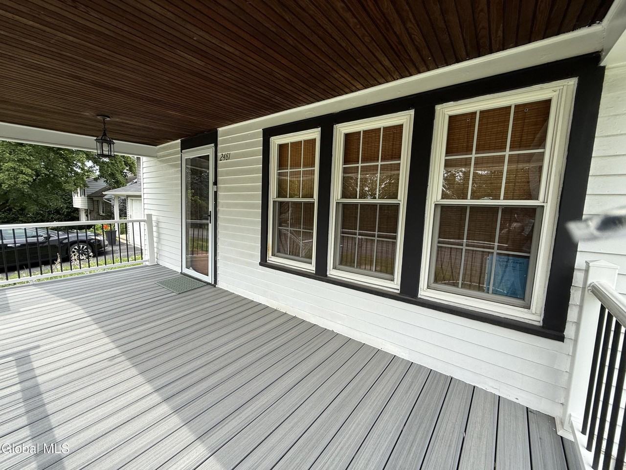 2481 Eastern Pkwy - Photo 3 of 30