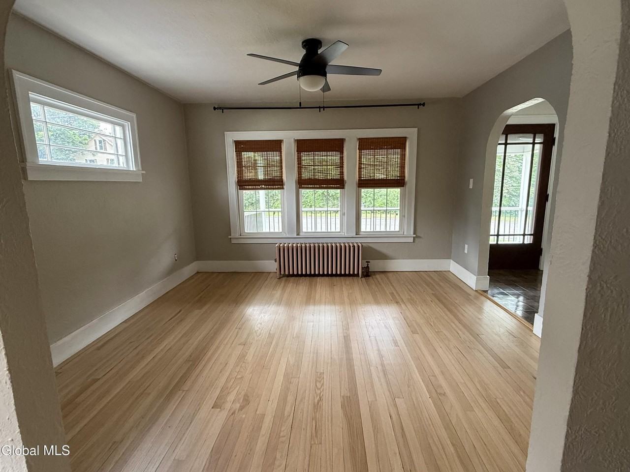 2481 Eastern Pkwy - Photo 6 of 30