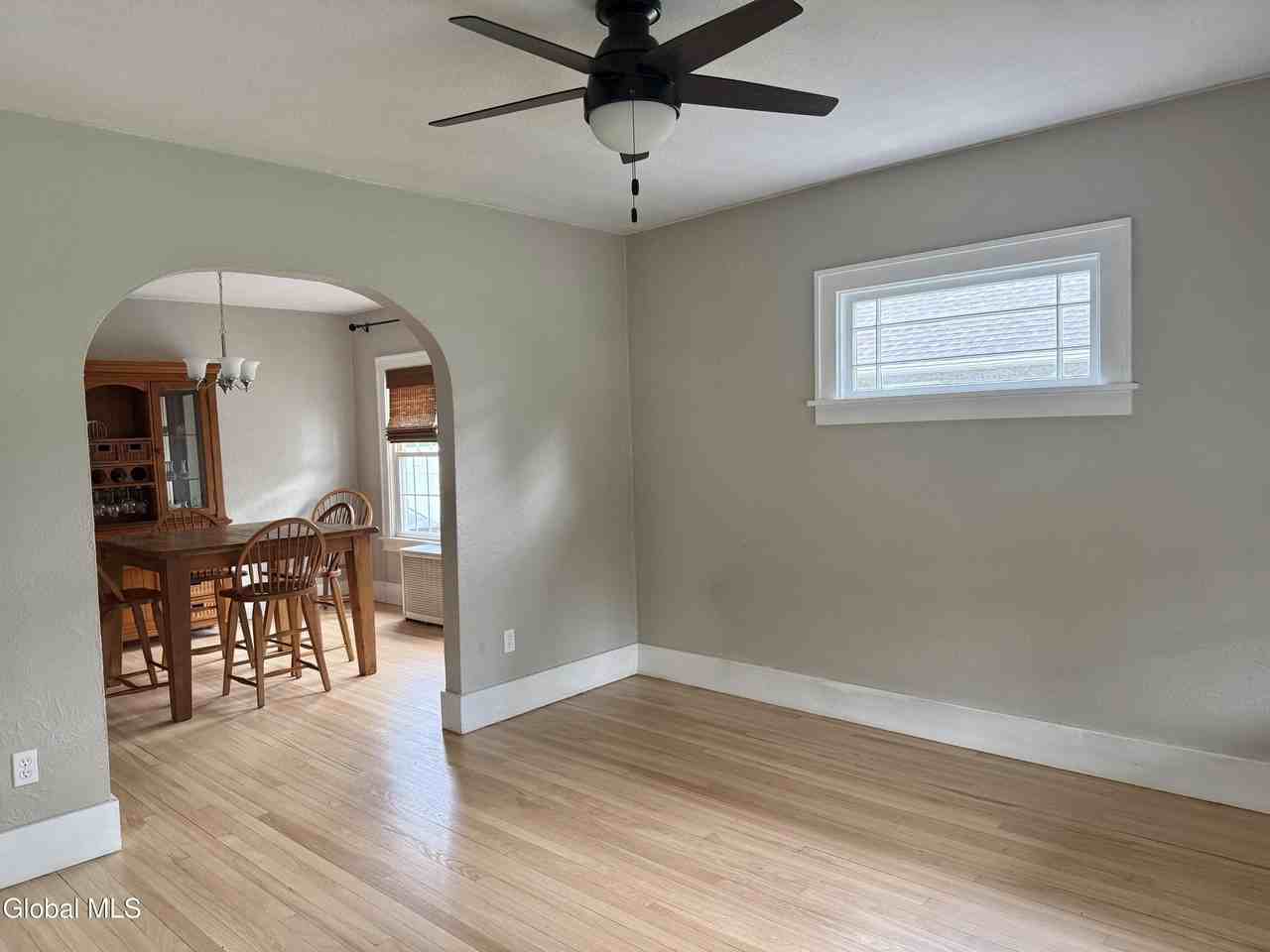 2481 Eastern Pkwy - Photo 7 of 30