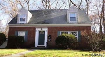 featured image of 225 S Allen St #2L