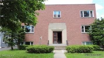 featured image of 31 Parkwood St #3