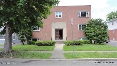 31 Parkwood St #3 - Photo 4 of 37