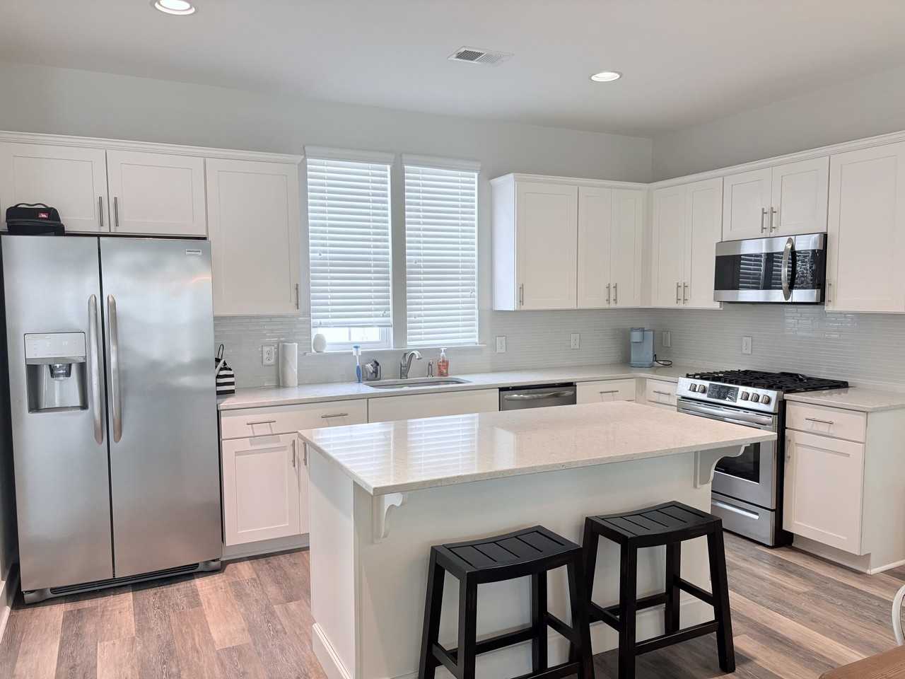 1512 Cuyler Ln - Photo 5 of 10