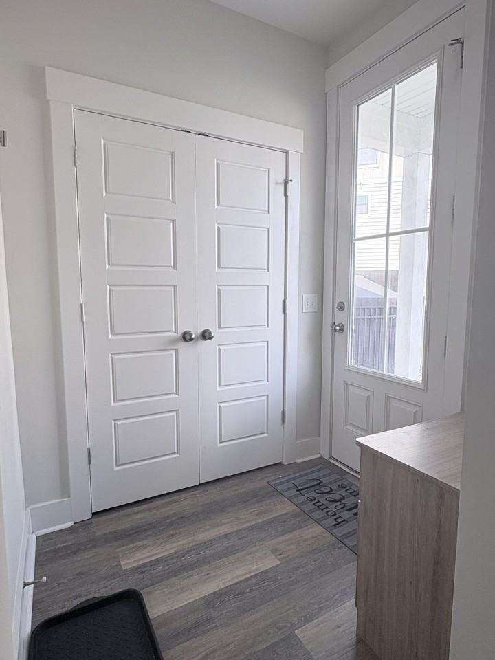 1512 Cuyler Ln - Photo 7 of 10