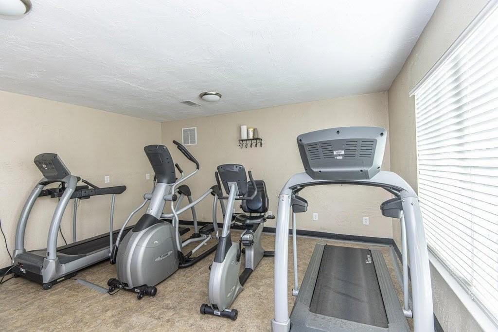1873 Montclair Dr #C - Photo 5 of 16