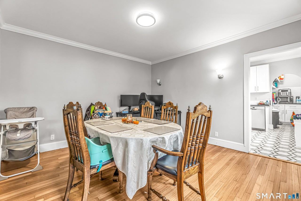 1387 Capitol Ave #1stFL - Photo 6 of 20