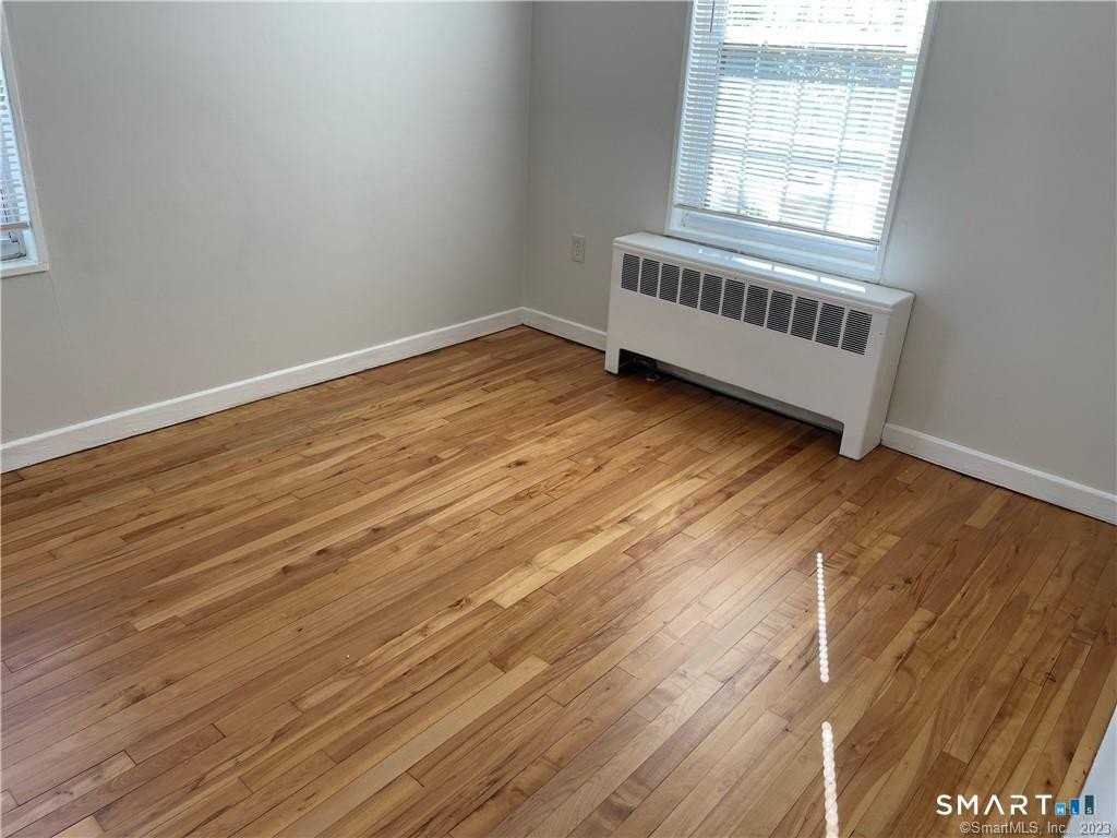 50 Mencel Cir #C - Photo 6 of 10