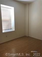 196 Crown St #2E - Photo 7 of 10