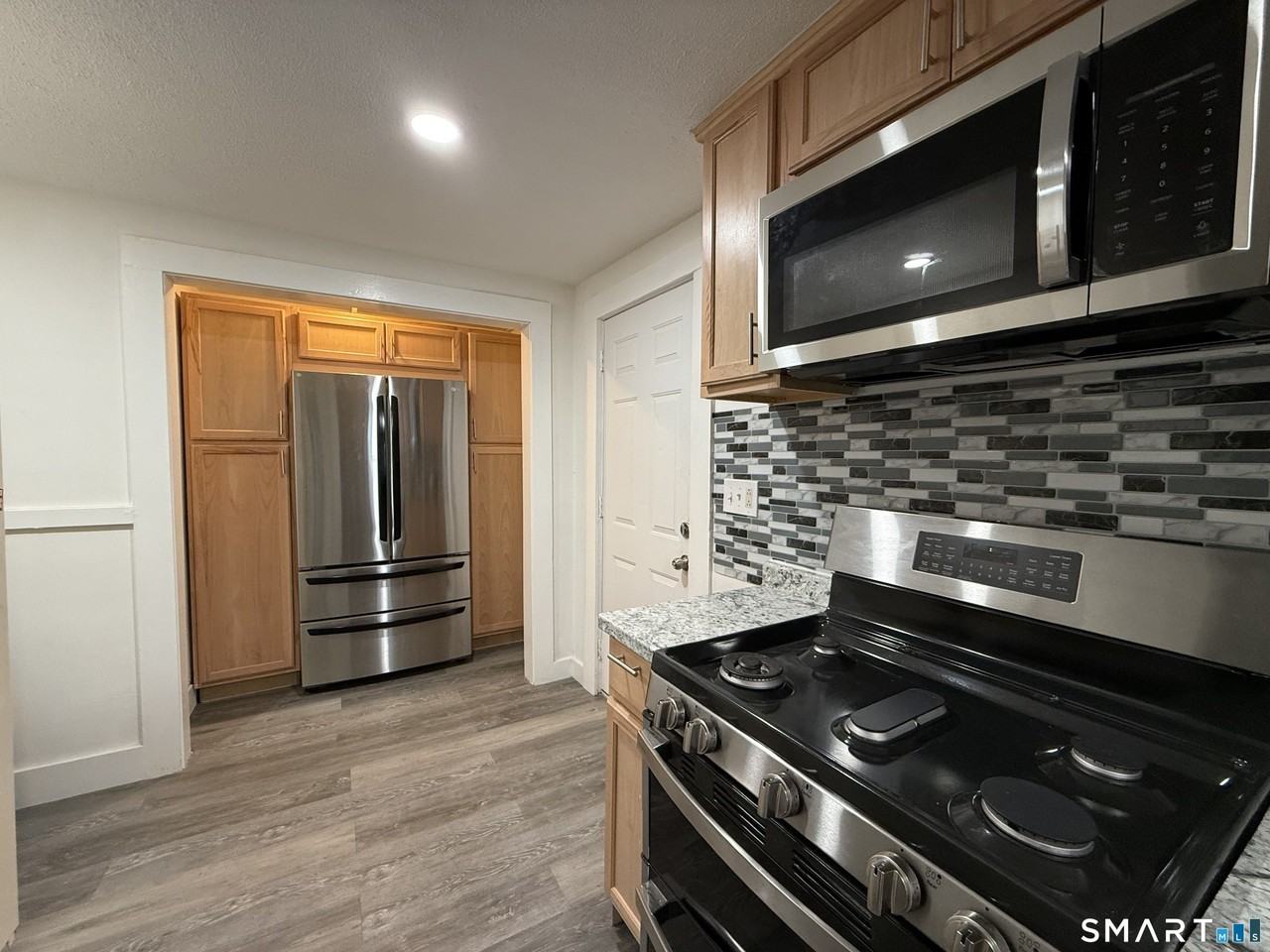 171 Pearl St #1stFL - Photo 3 of 11