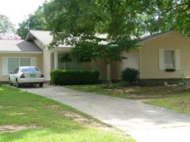 1011 Cynthia Dr - Photo 1 of 1