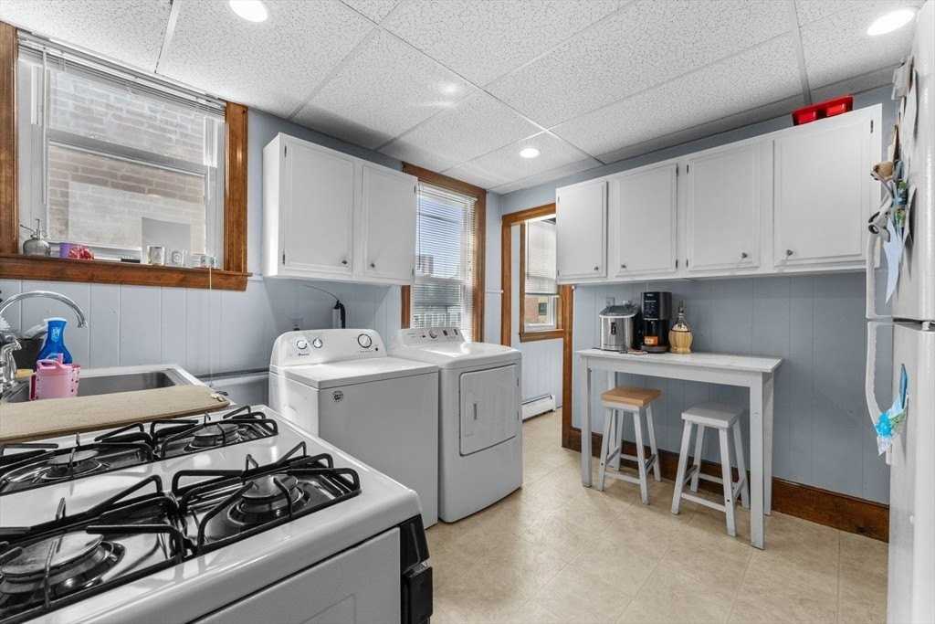 83 P St - Photo 5 of 11