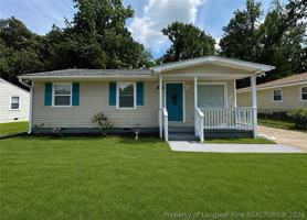 featured image of 929 Fleetwood Dr