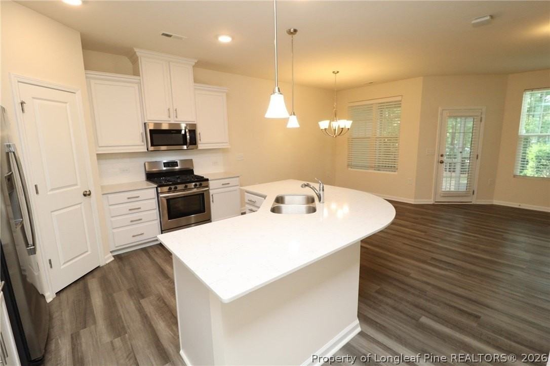 1105 Neighborly Way - Photo 6 of 37