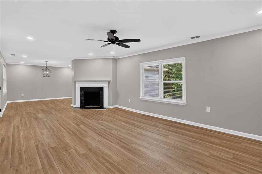 1220 Roxboro Dr Ne - Photo 5 of 20