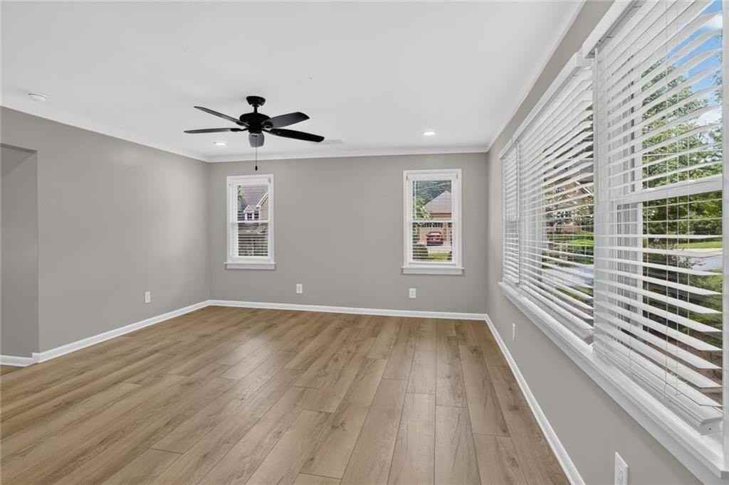1220 Roxboro Dr Ne - Photo 6 of 20