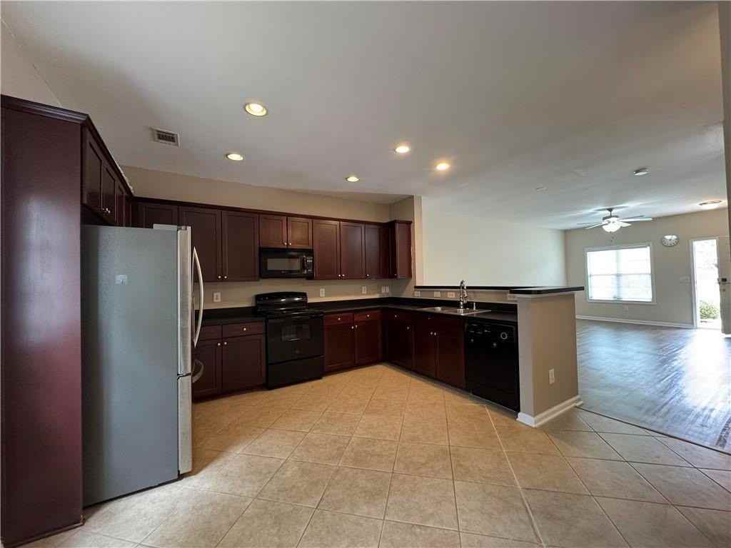 3058 Cedar Glade Ln - Photo 4 of 17