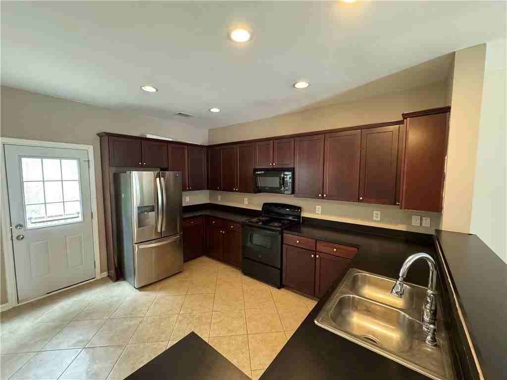 3058 Cedar Glade Ln - Photo 5 of 17