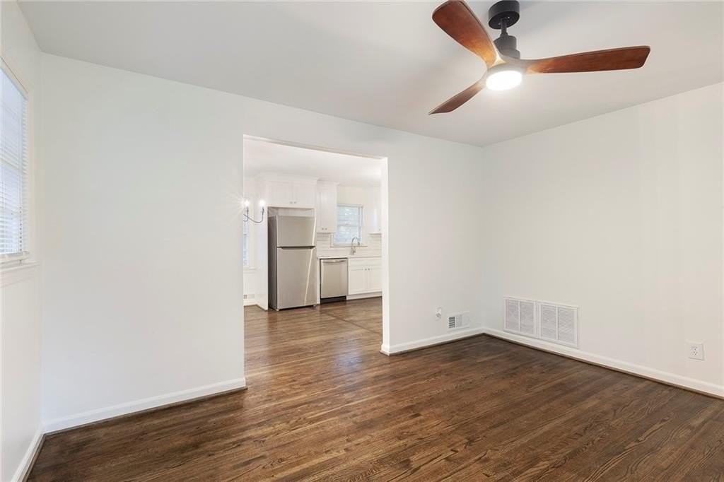 4332 Rob Roy Ln - Photo 4 of 21
