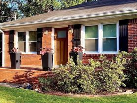 2287 Vistamont Dr - Photo 1 of 1