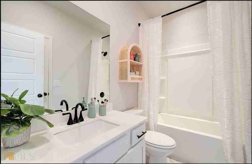 4673 Cypress Landing Way - Photo 2 of 20