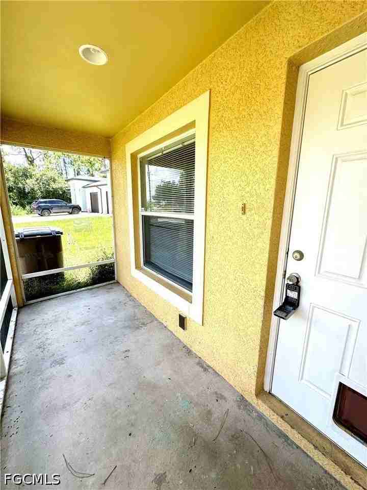 4743 14th St Sw - Photo 4 of 24