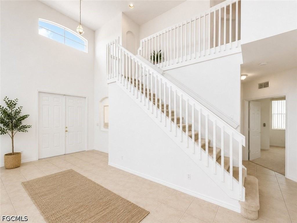 17038 Tremont St - Photo 5 of 30