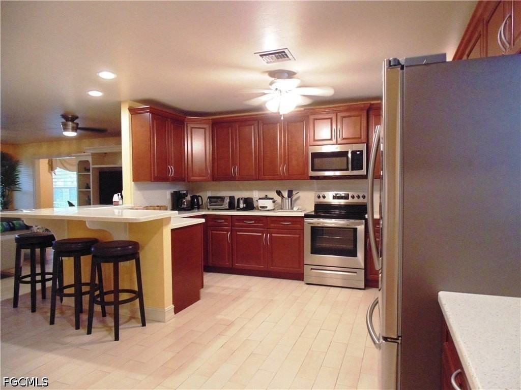 1120 Se 33rd Ter - Photo 4 of 30
