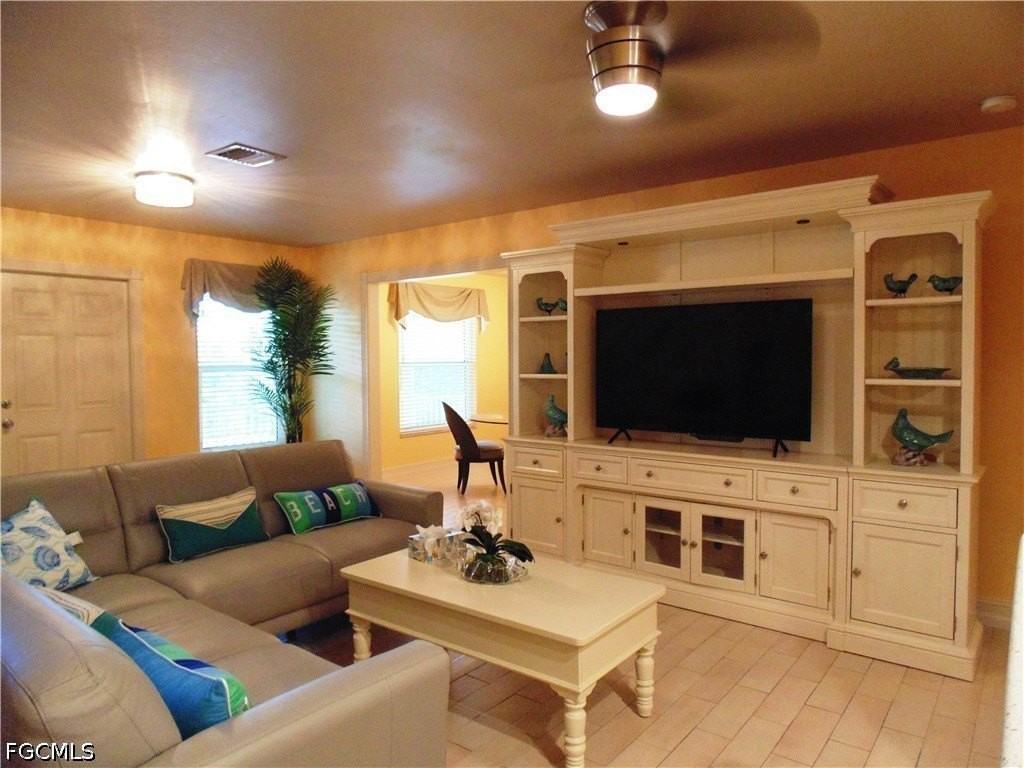 1120 Se 33rd Ter - Photo 6 of 30