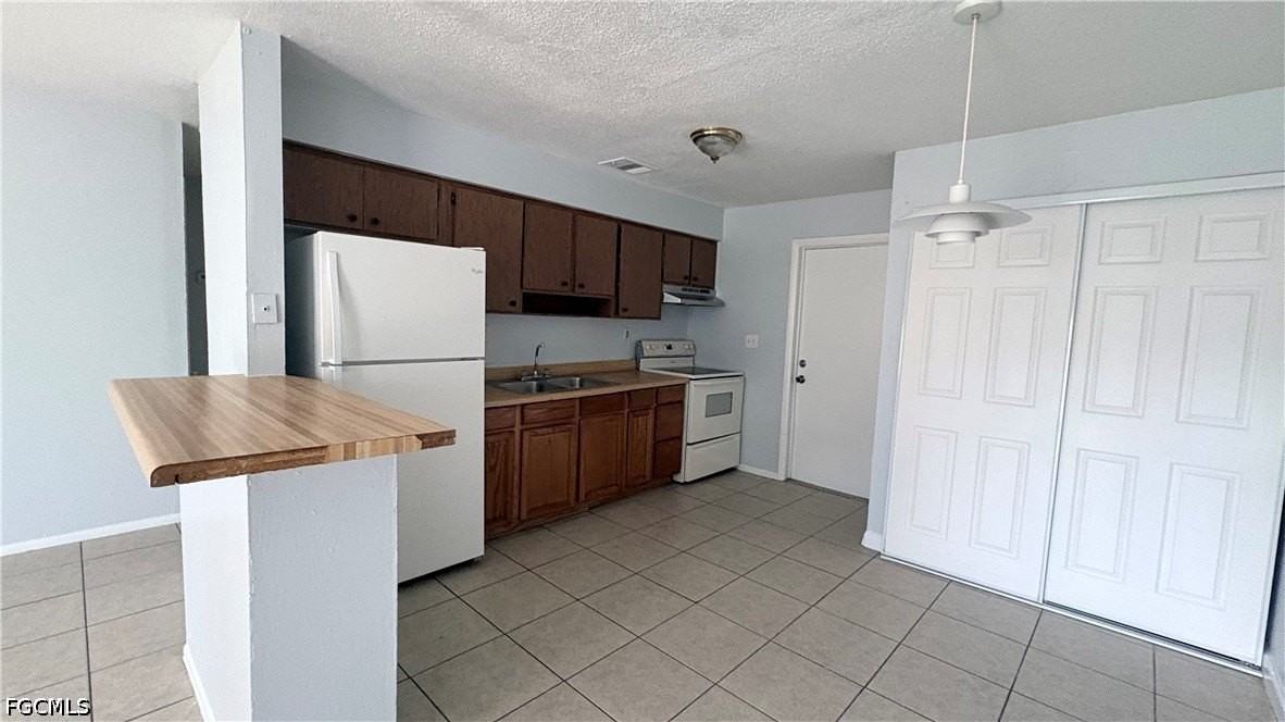 5447 6th Ave #5447 - Photo 3 of 6