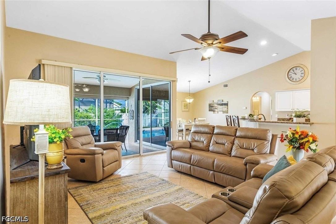 4226 Sw 14th Pl - Photo 5 of 25