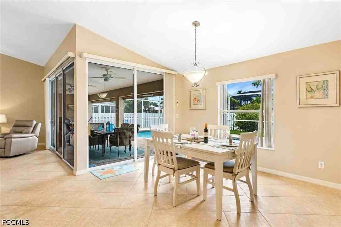 4226 Sw 14th Pl - Photo 7 of 25
