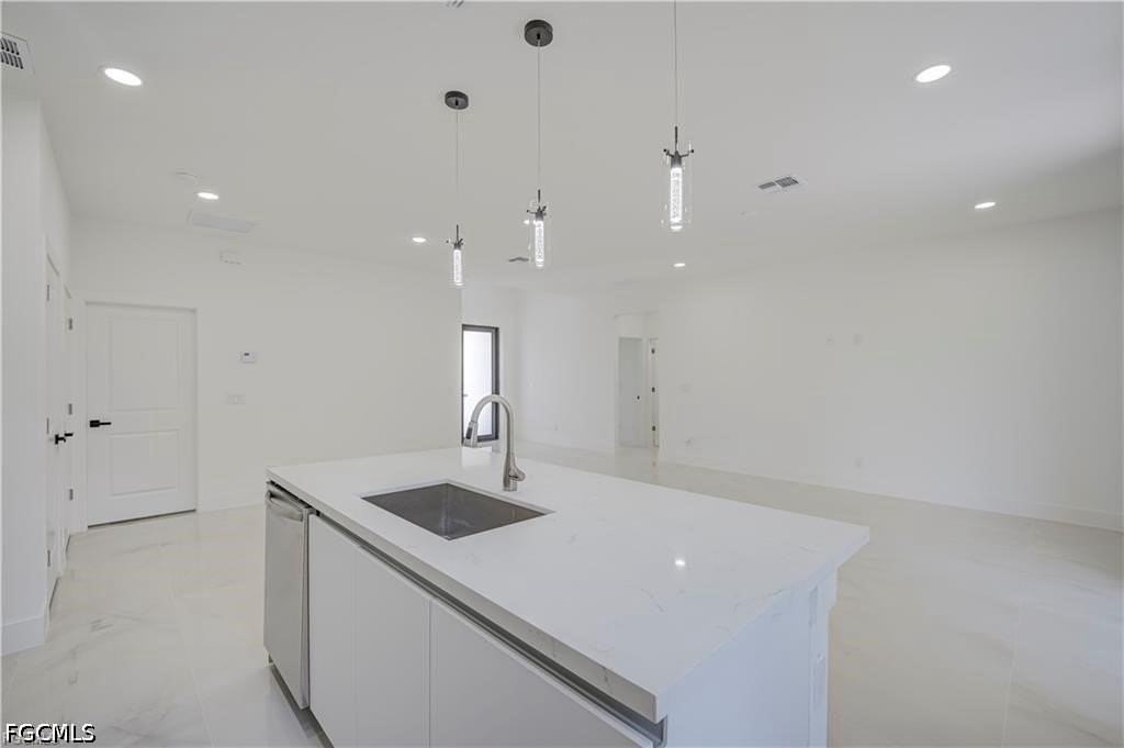 3213 51st St W - Photo 7 of 22