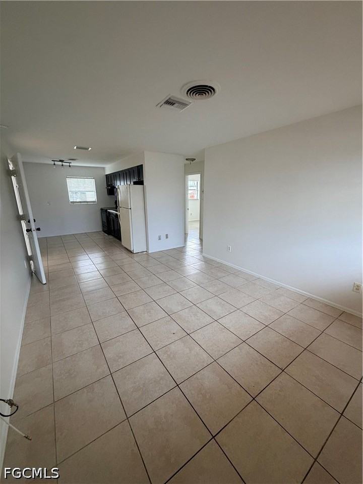 1742 Maple Dr - Photo 4 of 11