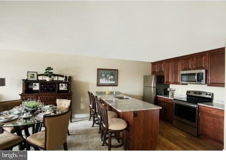 1015 Andrew Dr - Photo 2 of 22