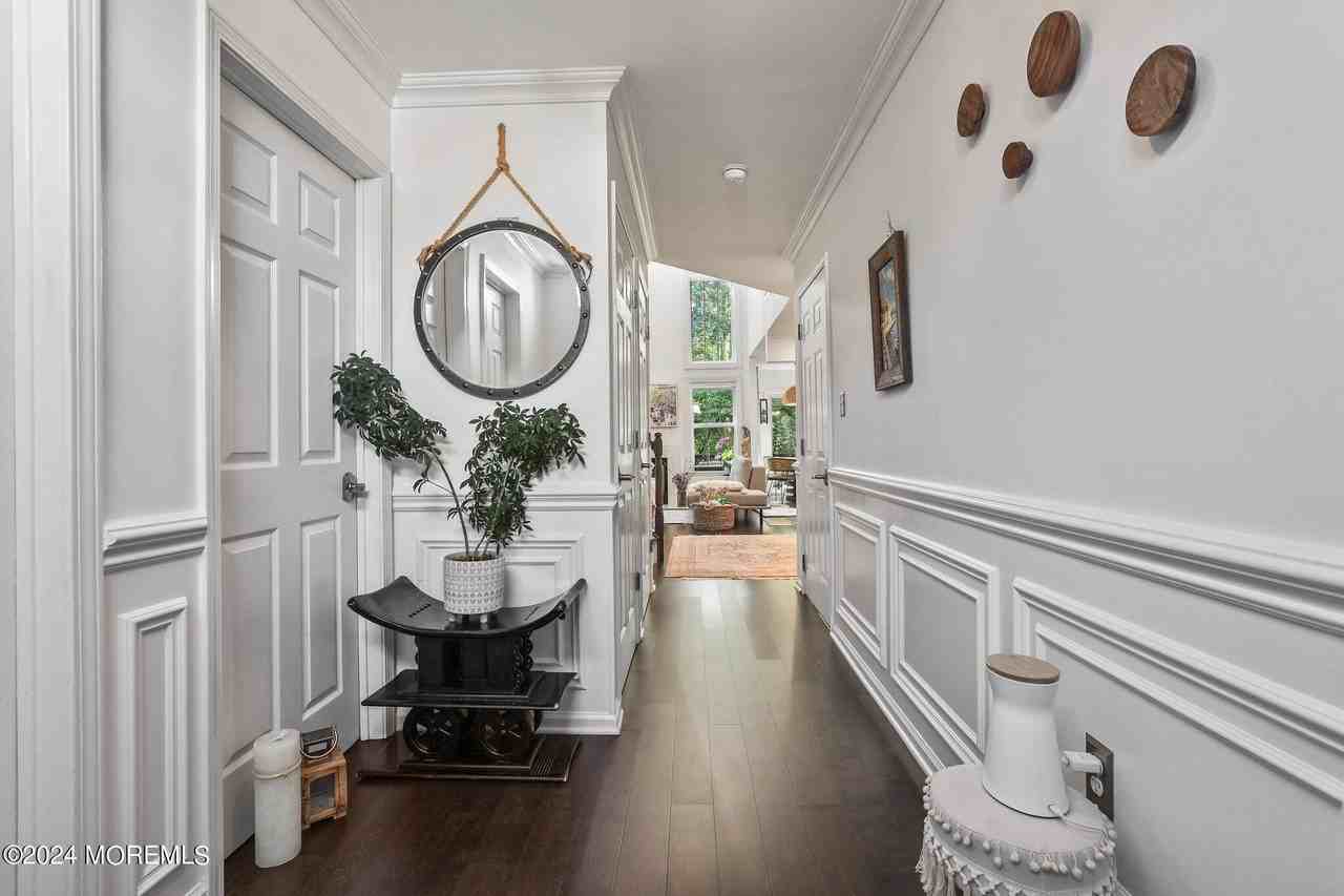 34 Alpine Rd - Photo 4 of 32