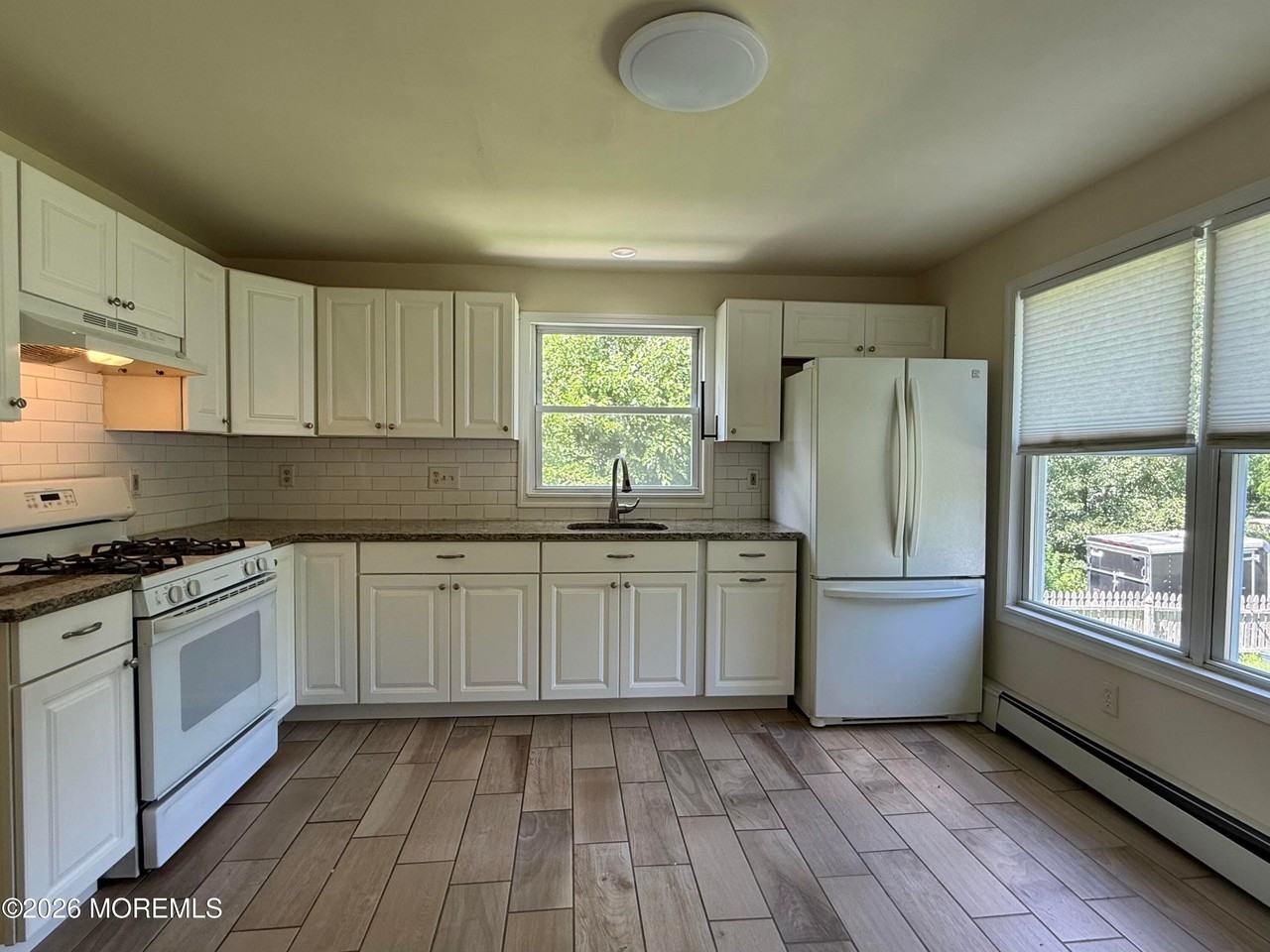 236 W Farms Rd - Photo 5 of 15