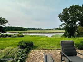 featured image of 15 Chapin Ave