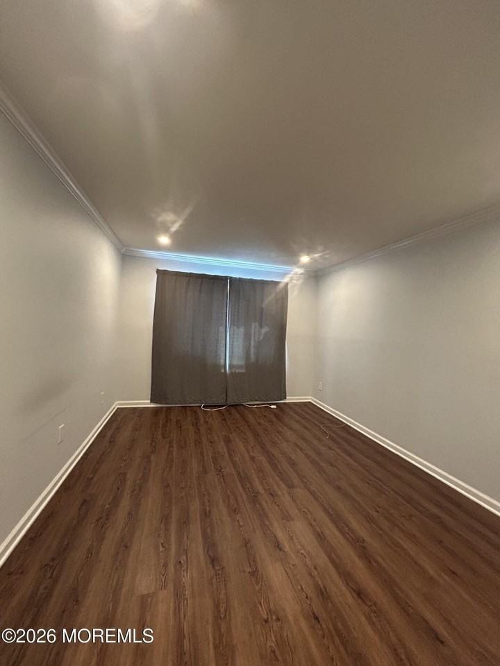 1187 Ocean Ave - Photo 7 of 11