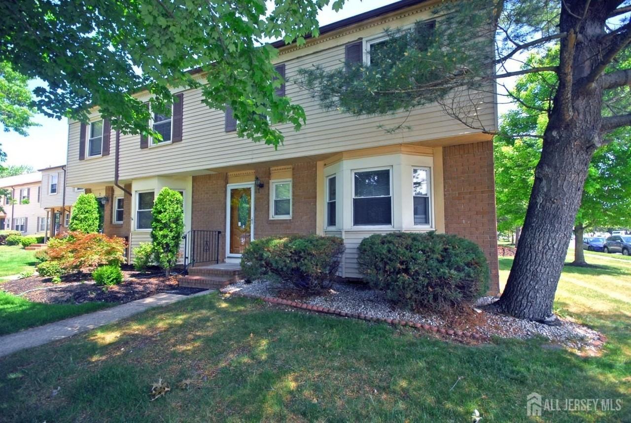 1 Orchid Ct - Photo 2 of 31