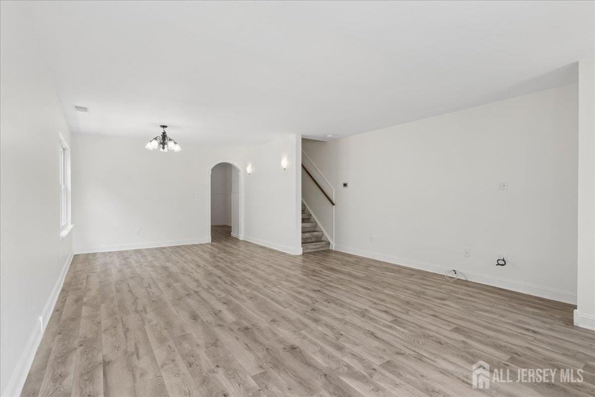 155 Emerson St - Photo 4 of 25