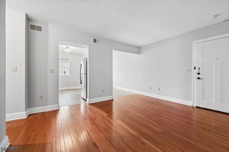 28 W Main St #2D - Photo 4 of 18