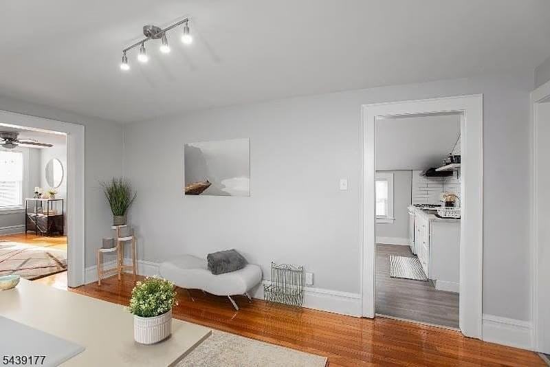 35 Hazelwood Rd #3 - Photo 5 of 12