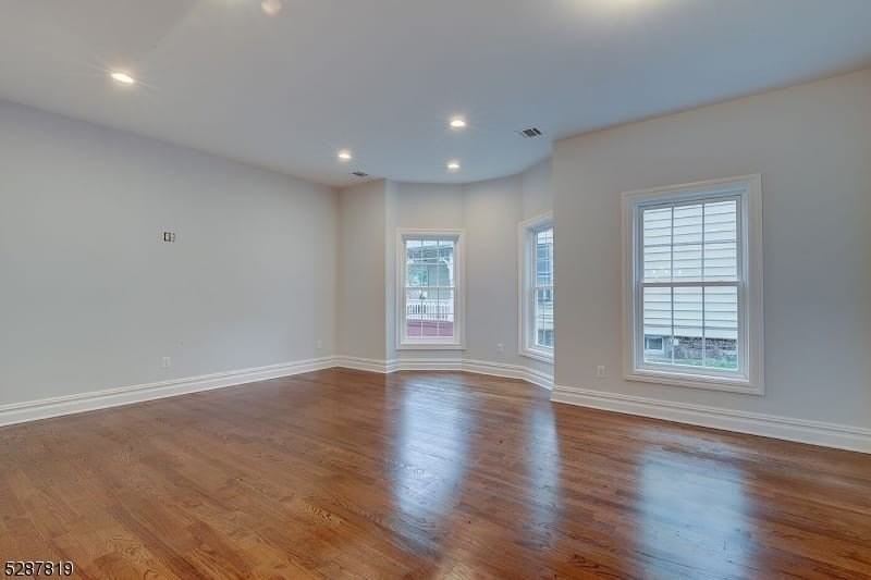 38 Apt1 Forest St - Photo 4 of 20