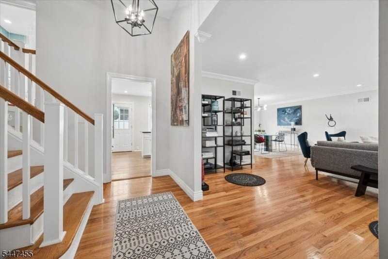 135 Commonwealth Ave - Photo 3 of 36
