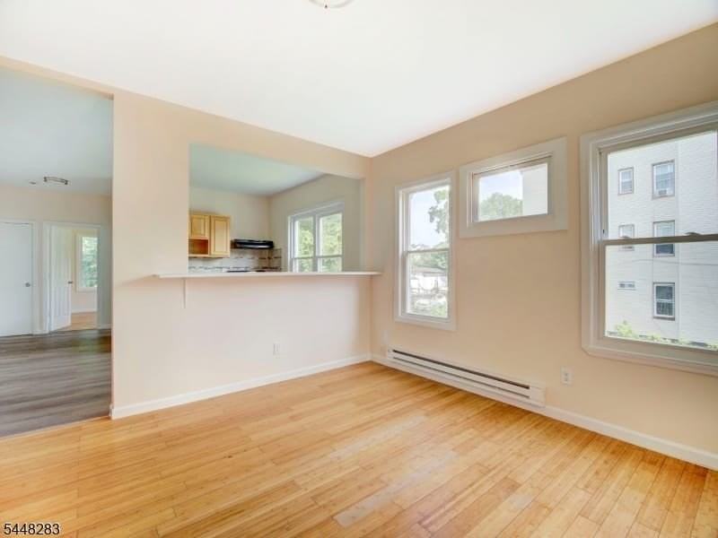 179 22nd St - Photo 6 of 17
