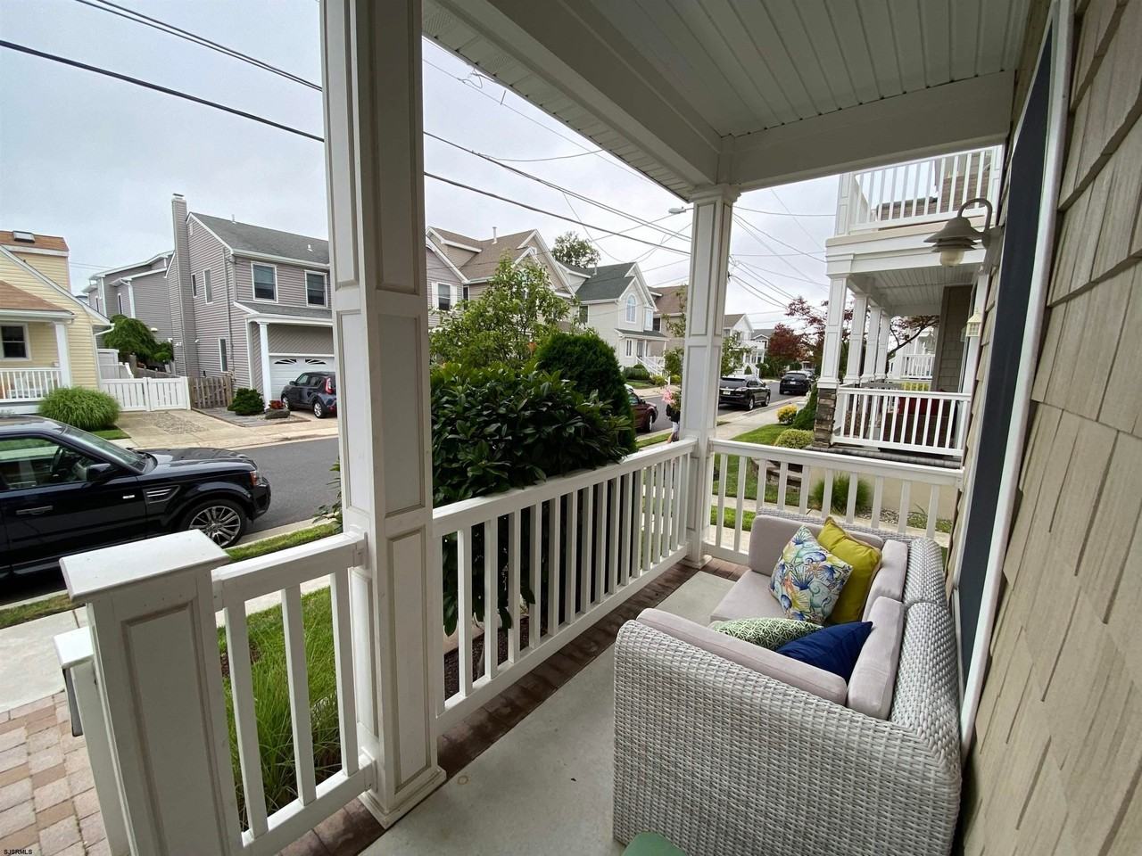 107 N Douglas Ave - Photo 6 of 38