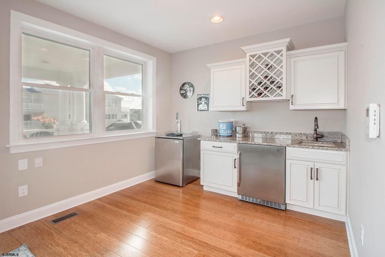 352 31st St S - Photo 6 of 25
